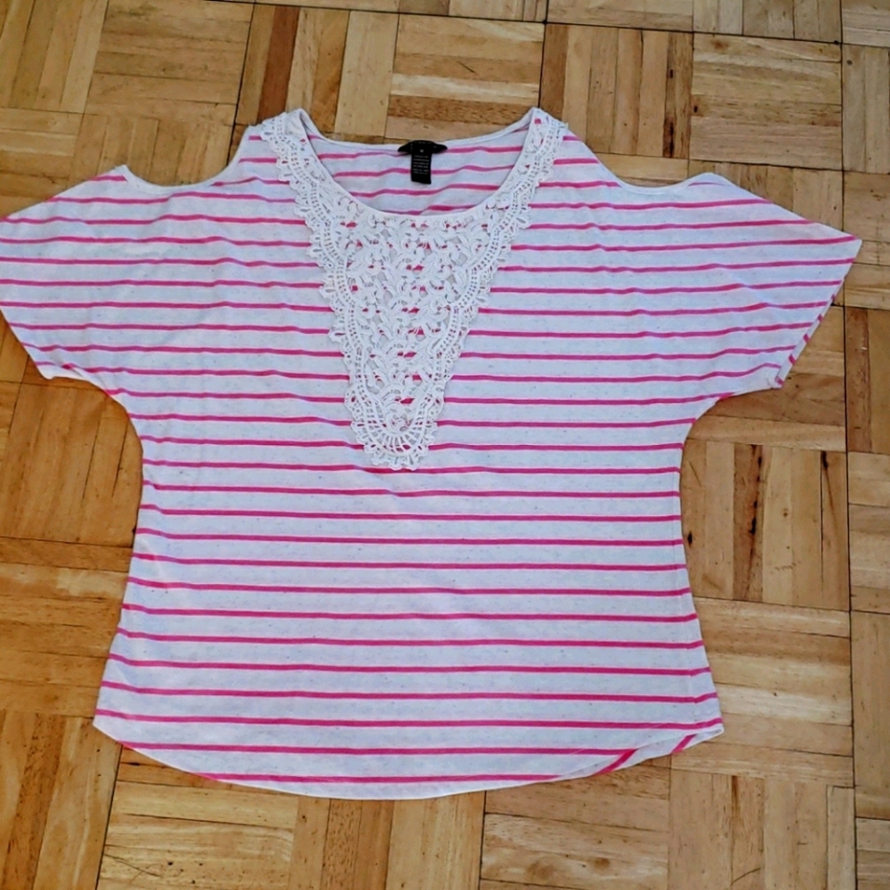 Bit and bridle women's size medium blouse